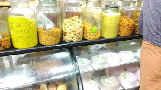 Lion's Confectionery