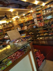 golden bakery FAMILY RESTAURANT